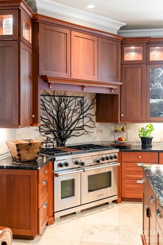 365 Sherwood Drive S, Flat Rock, NC 28731