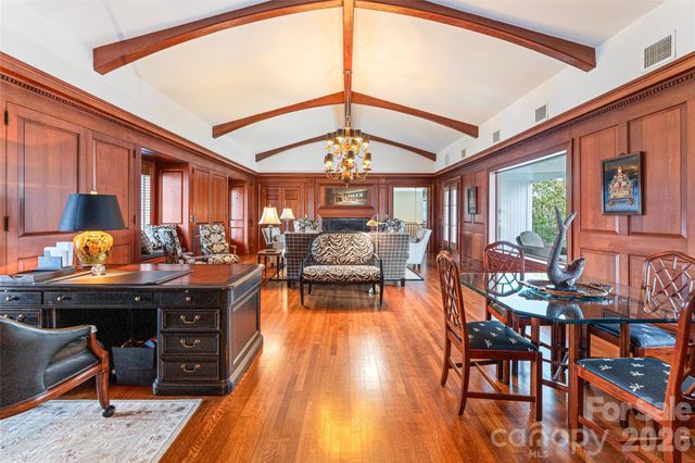 365 Sherwood Drive S, Flat Rock, NC 28731