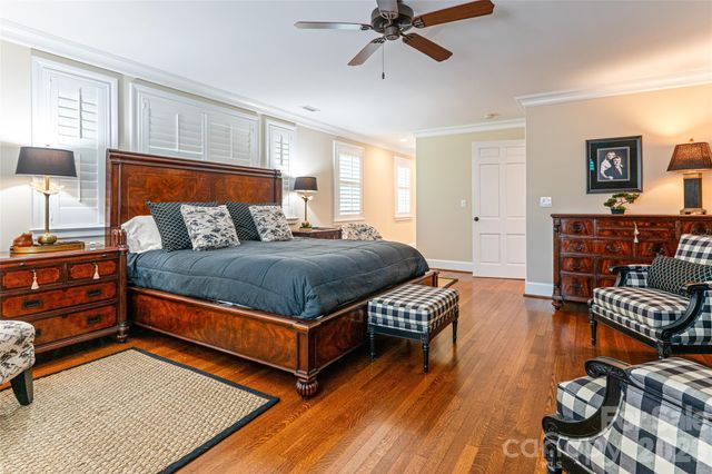 365 Sherwood Drive S, Flat Rock, NC 28731