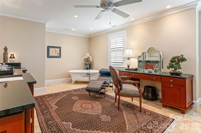 365 Sherwood Drive S, Flat Rock, NC 28731