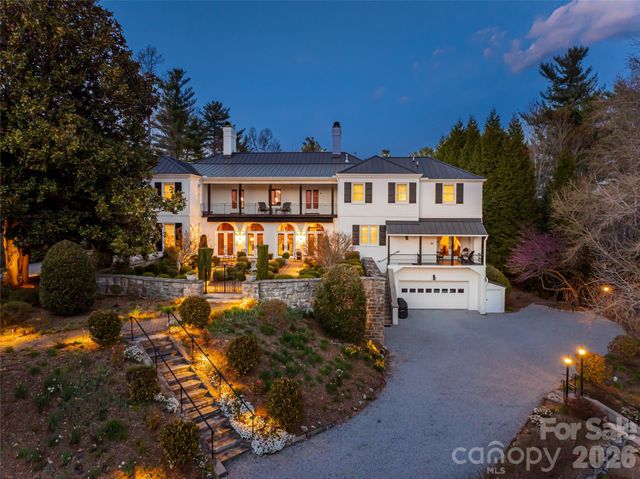 365 Sherwood Drive S, Flat Rock, NC 28731