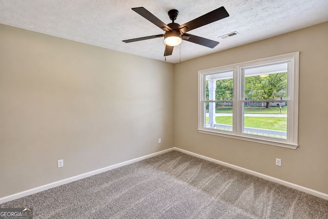 4302 Derbyshire Trace SE, Conyers, GA 30094