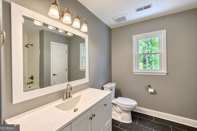 4302 Derbyshire Trace SE, Conyers, GA 30094