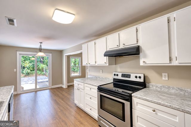 4302 Derbyshire Trace SE, Conyers, GA 30094