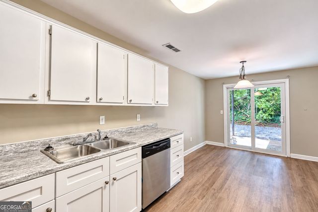 4302 Derbyshire Trace SE, Conyers, GA 30094