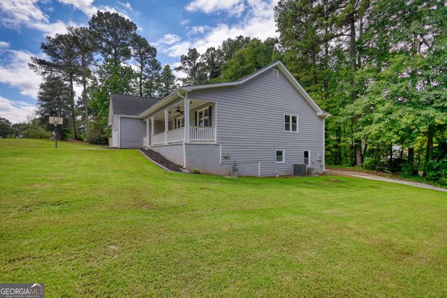 4302 Derbyshire Trace SE, Conyers, GA 30094