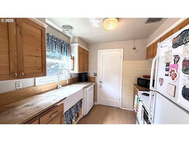 3390 BELL Ave, Eugene, OR 97402