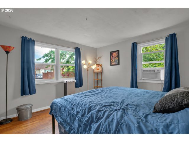 3390 BELL Ave, Eugene, OR 97402