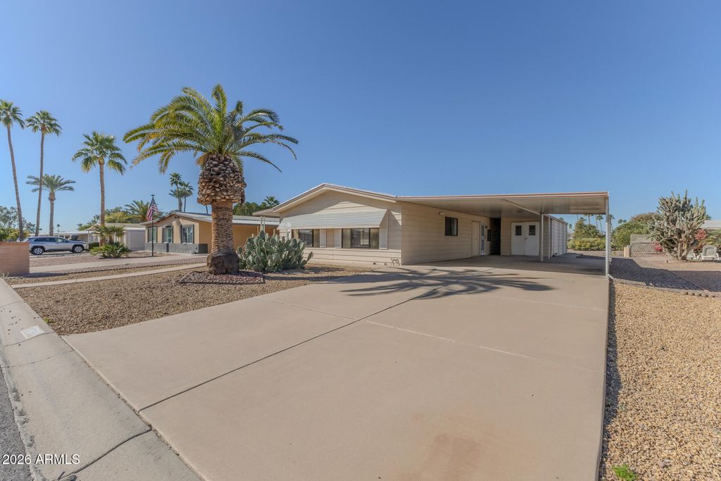 Image 1 of property listing at 25428 S WYOMING Avenue, Sun Lakes, AZ 85248