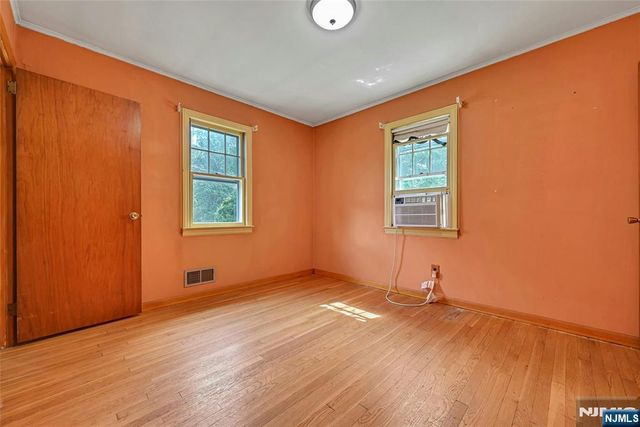 725 Millbrook Road, River Edge, NJ 07661