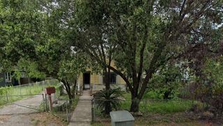 515 E 4th St, Alice, TX 78332