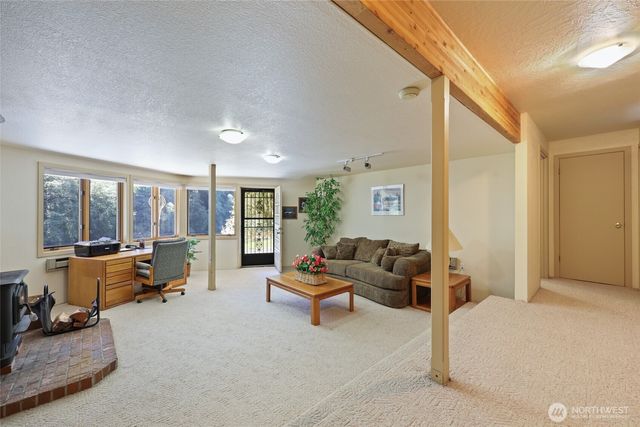 2484 Spencer Road, Salkum, WA 98582