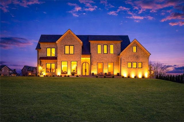 2445 Sunflower Drive, Hoschton, GA 30548