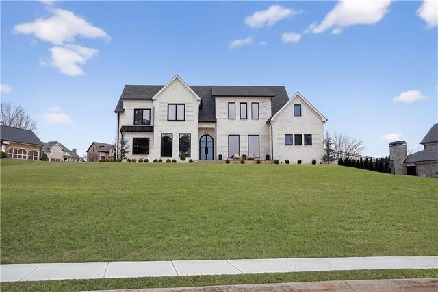 2445 Sunflower Drive, Hoschton, GA 30548