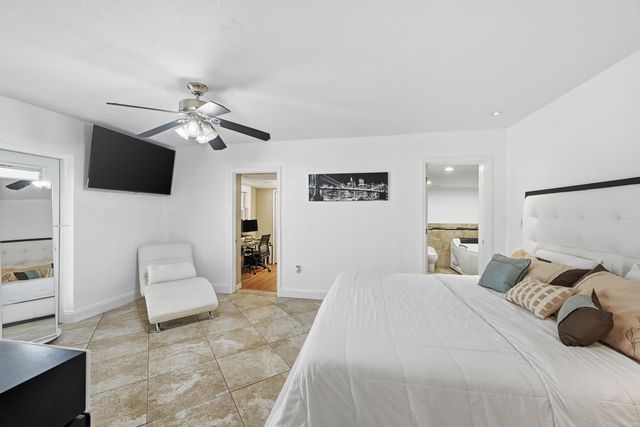 6271 Harding Street, Hollywood, FL 33024