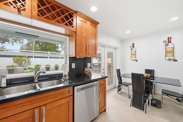 6271 Harding Street, Hollywood, FL 33024