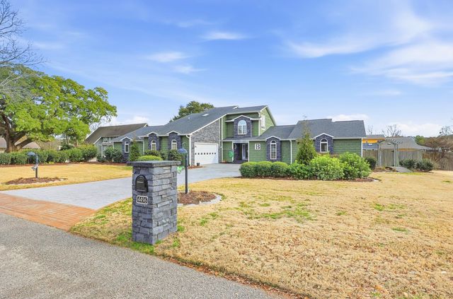 4496 Wedgewood Dr., Little River, SC 29566