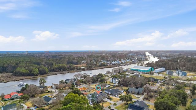 4496 Wedgewood Dr., Little River, SC 29566