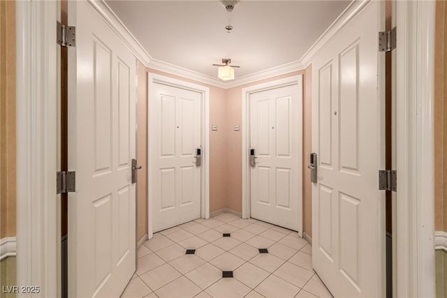 135 East Harmon Avenue 915, Las Vegas, NV 89109