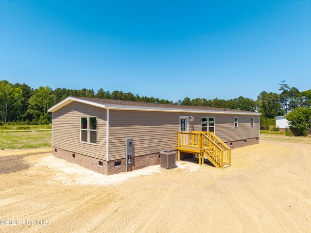 688 Deep Creek Road, Hertford, NC 27944