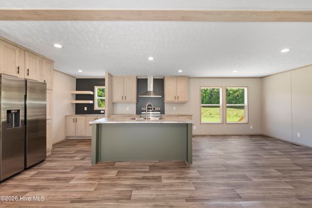 688 Deep Creek Road, Hertford, NC 27944