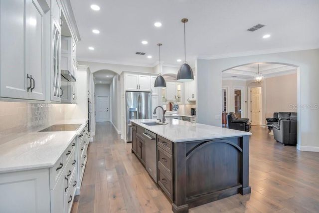 328 MAPLEVIEW COURT, Lake Mary, FL 32746