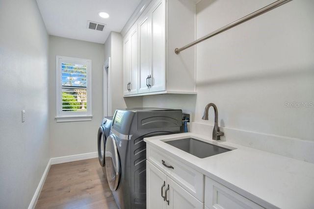 328 MAPLEVIEW COURT, Lake Mary, FL 32746