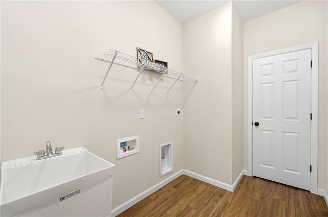 4122 Bulrush Street, Tipp City, OH 45371