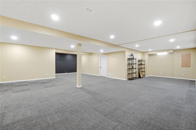 4122 Bulrush Street, Tipp City, OH 45371