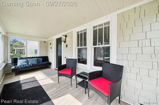 18849 Delaware Avenue, Redford, MI 48240