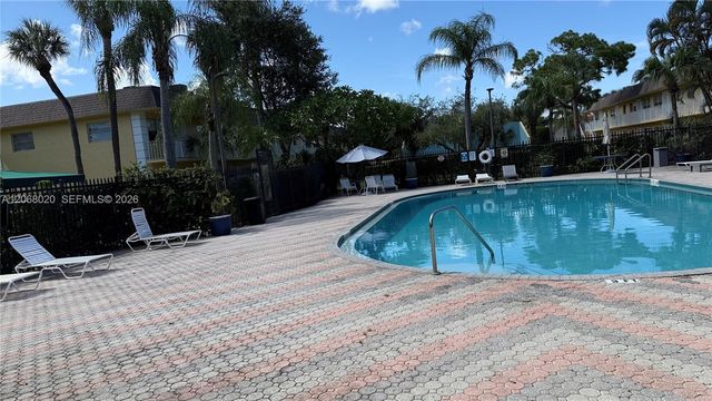5168 NE 6th Avenue 407, Oakland Park, FL 33334