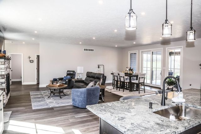 1746 ROUTE 980, Cecil, PA 15317