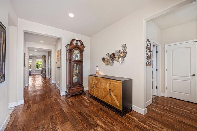 10095 Rio Moon Dr, Roseville, CA 95747