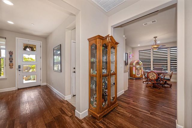 10095 Rio Moon Dr, Roseville, CA 95747