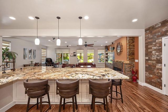 10095 Rio Moon Dr, Roseville, CA 95747