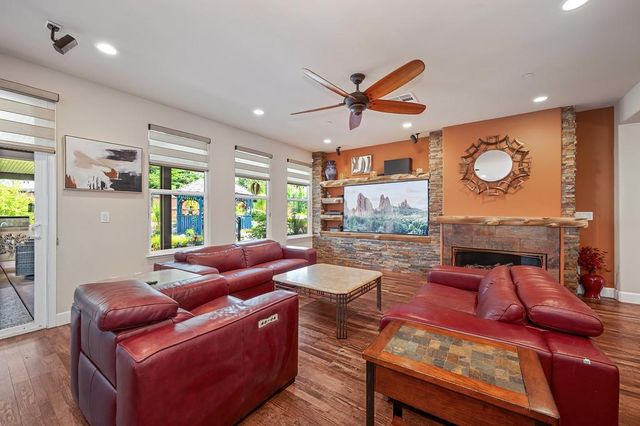 10095 Rio Moon Dr, Roseville, CA 95747
