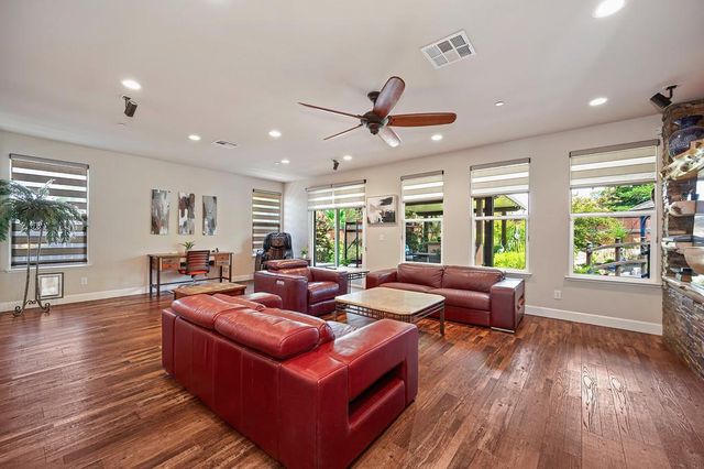 10095 Rio Moon Dr, Roseville, CA 95747