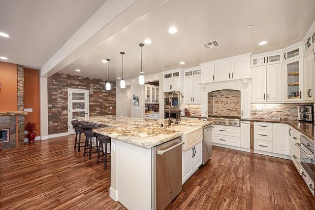 10095 Rio Moon Dr, Roseville, CA 95747