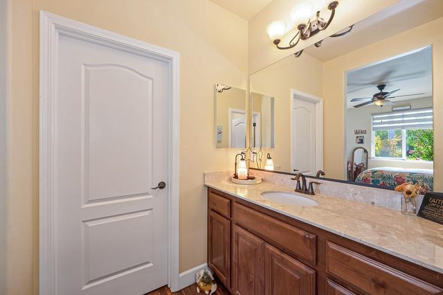 10095 Rio Moon Dr, Roseville, CA 95747