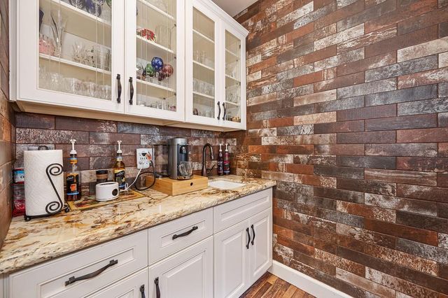 10095 Rio Moon Dr, Roseville, CA 95747