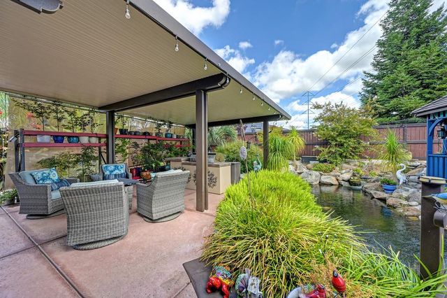 10095 Rio Moon Dr, Roseville, CA 95747