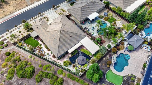 10095 Rio Moon Dr, Roseville, CA 95747
