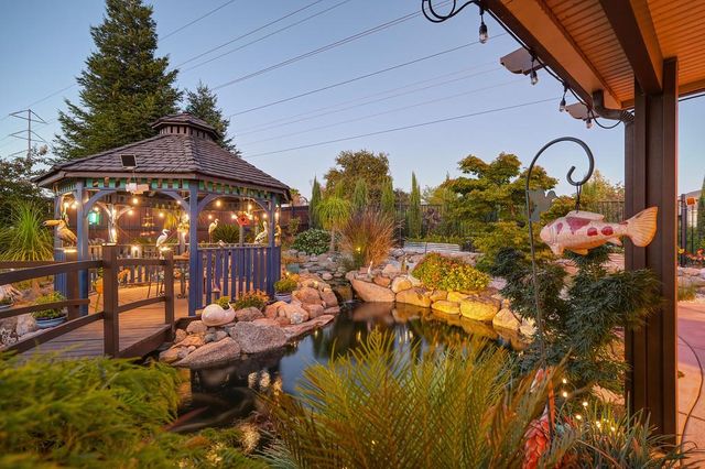 10095 Rio Moon Dr, Roseville, CA 95747