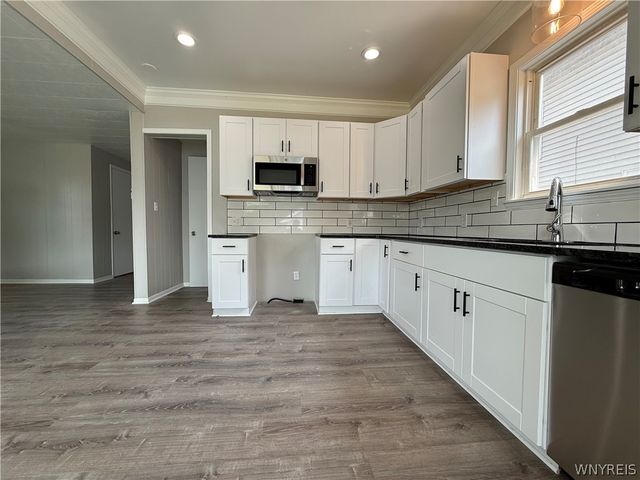 216 79th Street, Niagara Falls, NY 14304