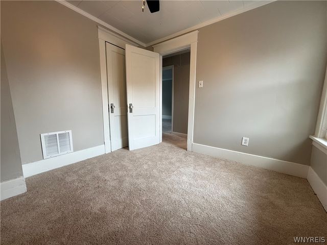 216 79th Street, Niagara Falls, NY 14304