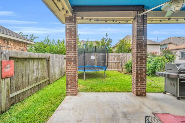 9951 Lazy Cove Lane, Brookshire, TX 77423