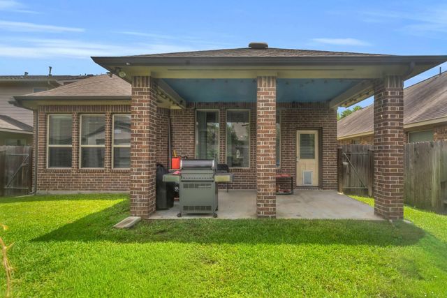 9951 Lazy Cove Lane, Brookshire, TX 77423