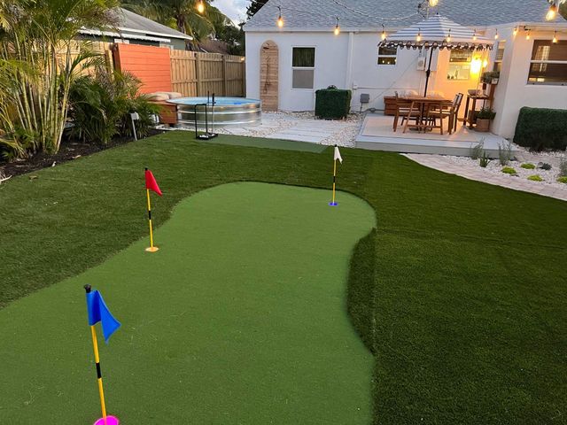 423 W Ocean Avenue, Lantana, FL 33462