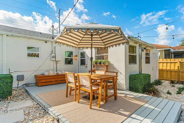 423 W Ocean Avenue, Lantana, FL 33462