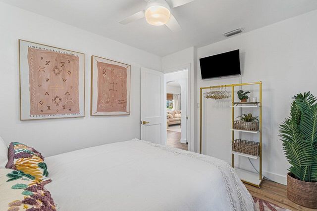 423 W Ocean Avenue, Lantana, FL 33462